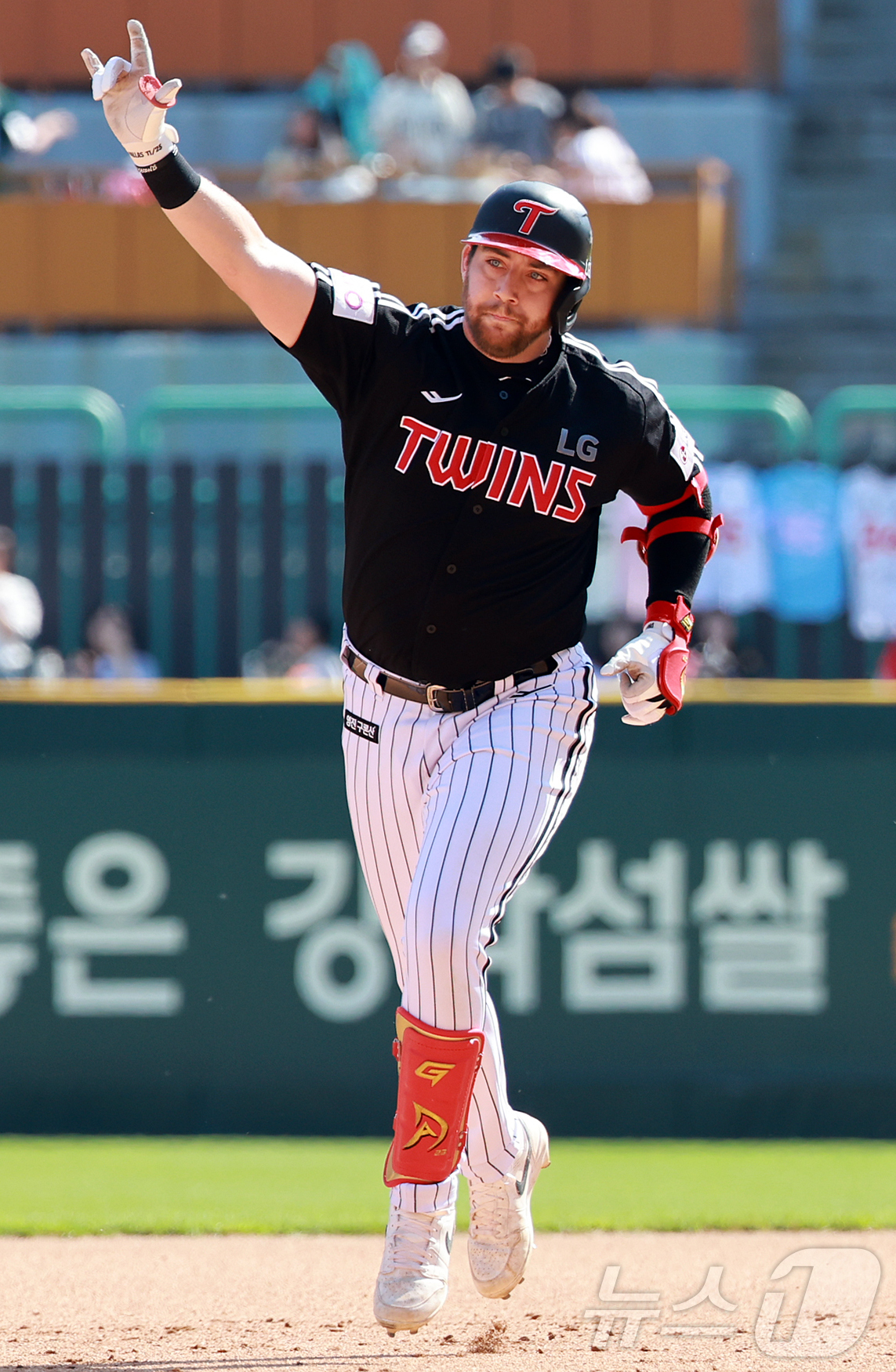 4 이미지