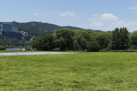 360도 회전하는 임피니티 짐벌을 활용, 역동적인 연출이 가능하다 / 출처=IT동아