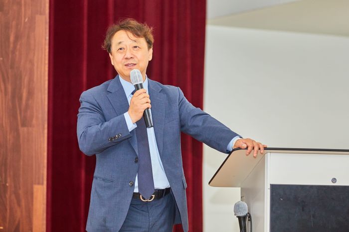 상상+ 이미지
