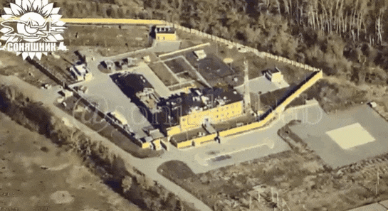 26일(현지시간) 프랑스제 AASM 해머 정밀 유도 폭탄을 장착한 우크라이나군의 MiG(미그)-29 전투기가 러시아 벨고로드주(州)에 있는 연방보안국 기지를 공습했다. 텔레그램 채널 ‘소니아쉬니크’ 제공