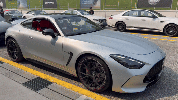 더 뉴 메르세데스-AMG GT 55 4MATIC+ 차량 내부./영상=백유진 기자 byj@