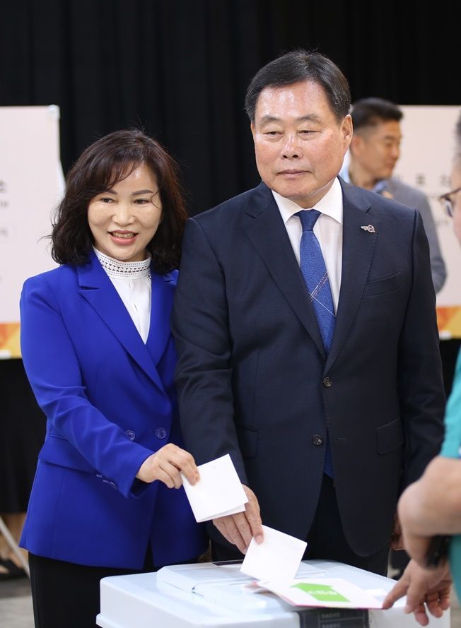 김산 이미지