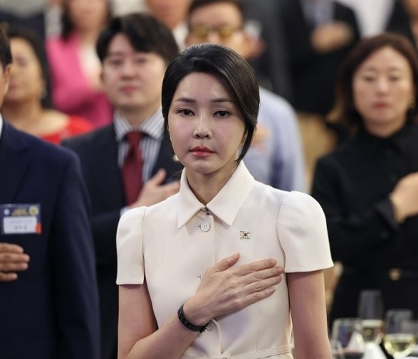 김건희 이미지