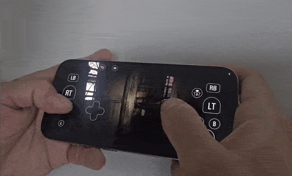 아이폰16 프로로 바이오하자드7 게임을 실행하는 모습 (영상=지디넷코리아)