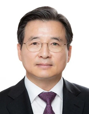 김용범 이미지
