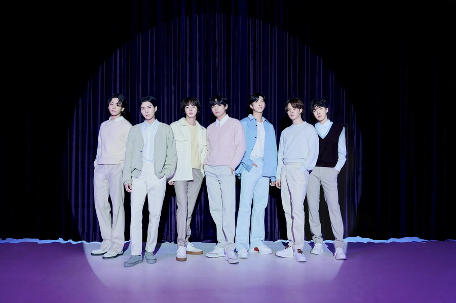 “전역 신고합니다” BTS 완전체 앞두고 ‘팬아트’ 한자리에