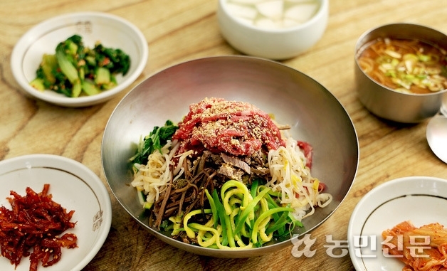 진주비빔밥 이미지