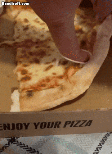 한심한 표정으로 반응을 보이는 카비 라메의 틱톡 영상들. [유튜브 갈무리]