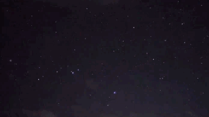 몇십년 전만 해도 환상으로 여겨진 레드 스프라이트 현상은 1989년 최초로 촬영에 성공하면서 실제로 존재한다는 사실이 밝혀졌다. 인스타그램 @shuchang_dong