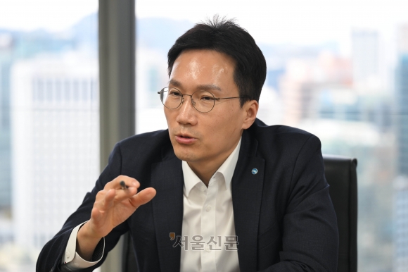 우리은행 우리금융디지털타워 이미지