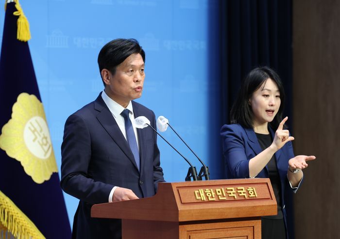 민정인력 이미지
