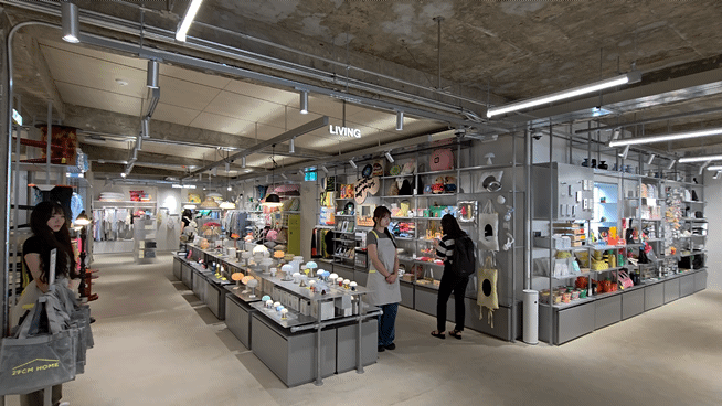 18일 방문한 '이구홈 성수' 매장 내부 모습./영상=박수림 기자