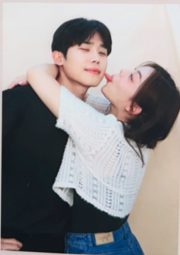 데이트 이미지
