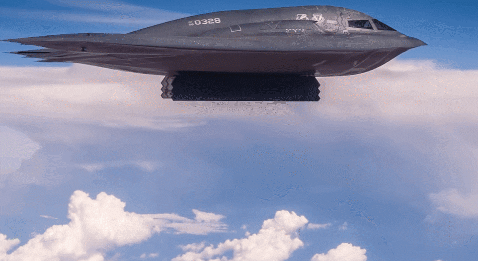 GBU-57 시험 영상. B-2 폭격기에서 미사일이 발사되고 있다. /디펜스업데이트 캡처