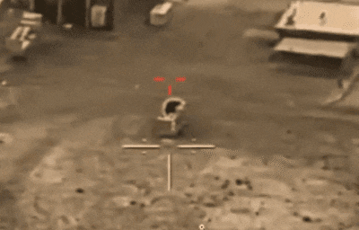 모사드는 이스라엘 드론이 이란의 트럭을 원하는 부분에 정확하게 공격하는 영상을 공개했다. /모사드