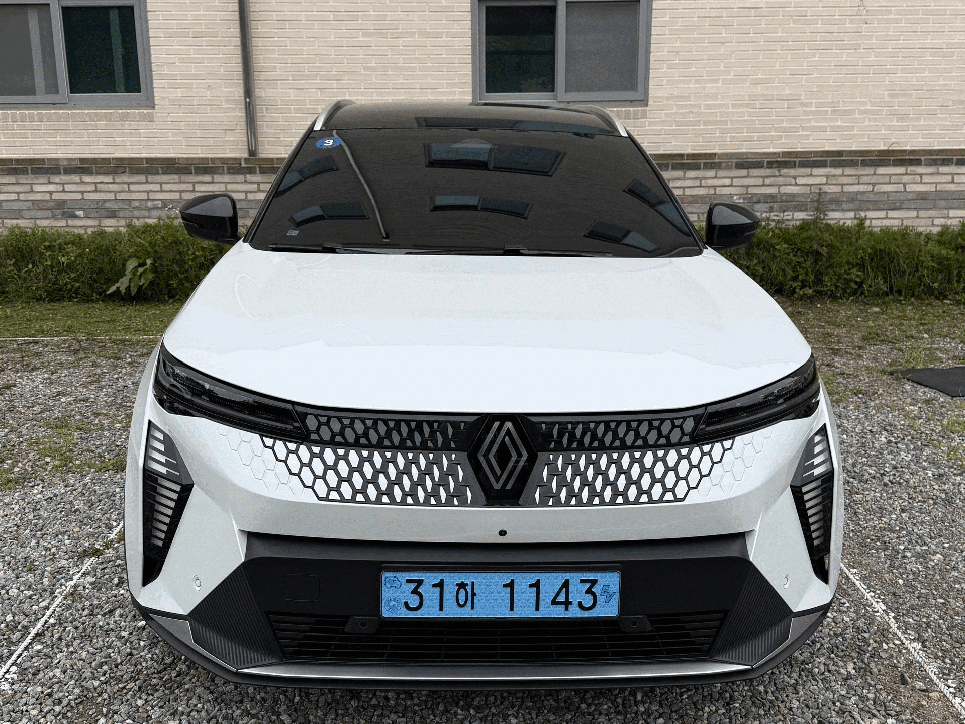 르노코리아의 순수 전기차 '세닉 E-Tech 100% 일렉트릭' 외관 모습./이윤정 기자