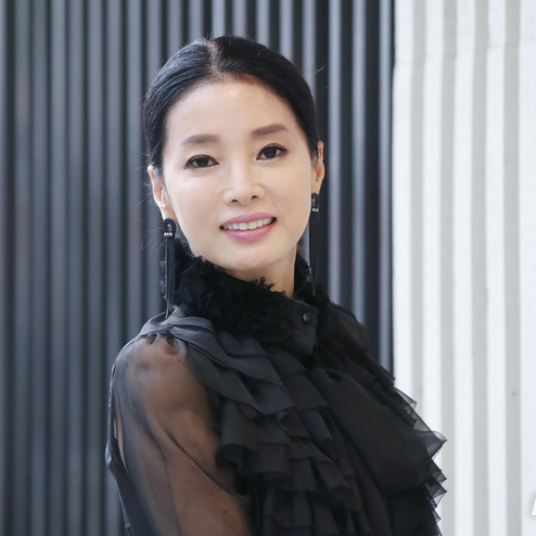 나이트에서 춤추다 남편 만나 결혼했는데  “너가 내 137번째 여자야” 얘기 들은 여배우