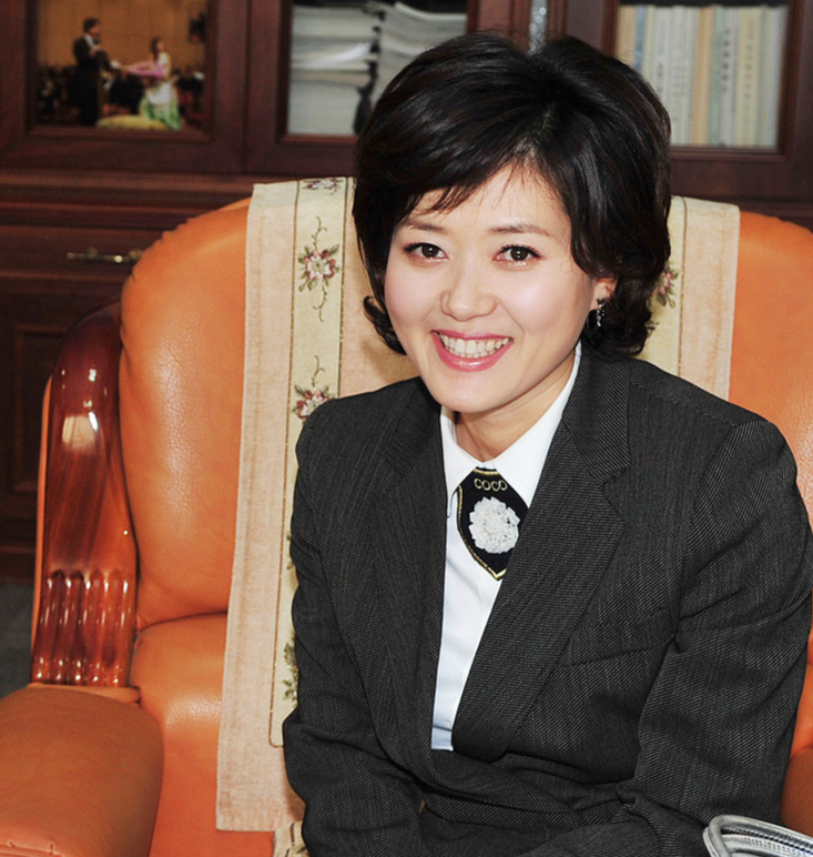 “의사인데 왜이렇게 못벌어..?” 남편이 개업의가 아닌 월급쟁이라 불만이라는 여배우