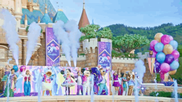 홍콩 디즈니랜드가 20주년을 기념해 마련한 디즈니 친구들 라이브 (디즈니랜드 제공)