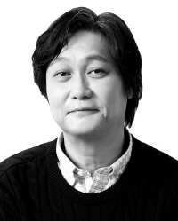 홍기빈 | (재)글로벌정치경제연구소 소장