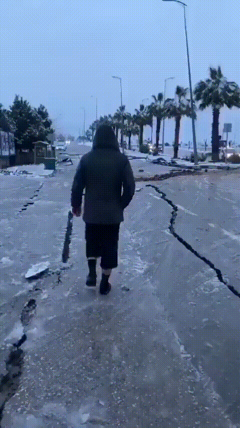 2023년 2월 튀르키예 가지안테프 지진 피해 현장 / 엑스 @TheInsiderPaper