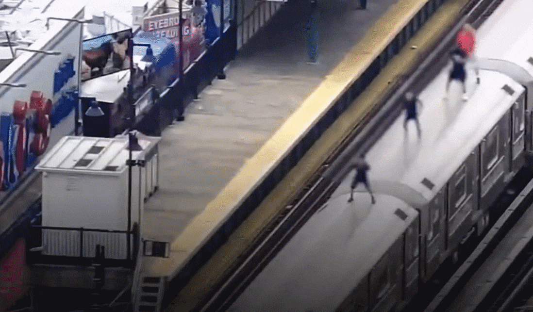 뉴욕경찰 드론이 촬영한 영상의 일부. NYPD 제공