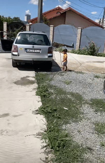 0c94e323e9d73bb251ed86e74381736ff10c7e154ad910db308d8de062de2fbdc1d1f94fb2df26ab714e33c8e0d7a7969a