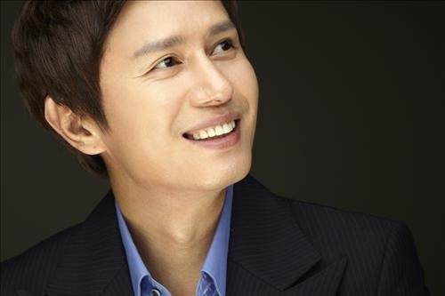 “반찬 잔뜩 주셨어요..” 6억 롤스로이스 긁은 반찬가게 아주머니 선처 해준 연예인