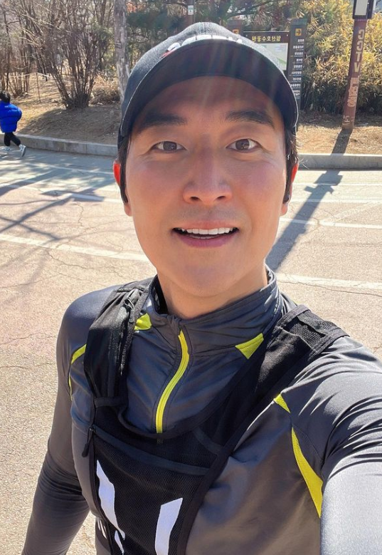 미스코리아 출신 영어 선생님에게 반해 네 달만에 결혼해버린 제자