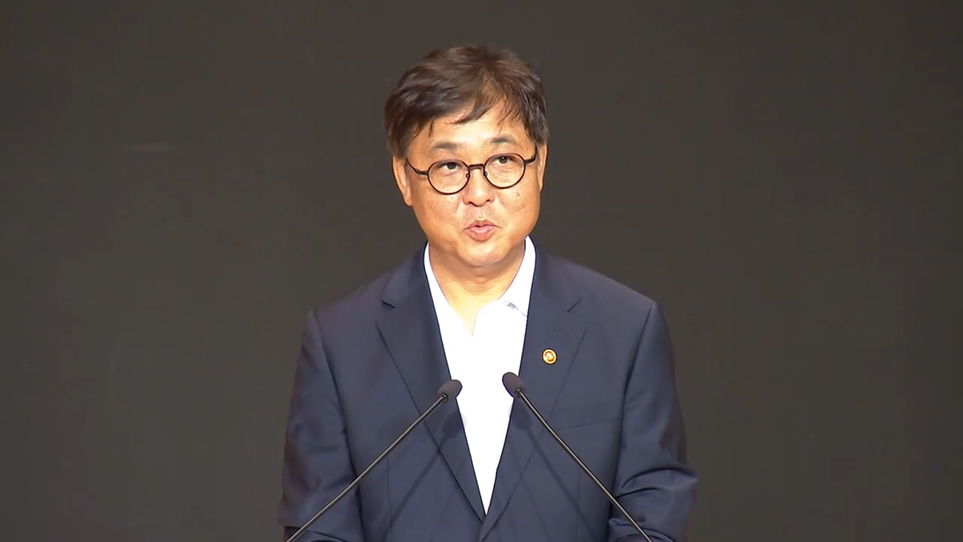 최휘영 문체부장관 "콘텐츠산업 도약…K컬처 300조" - kakaoTV 최휘영 문체부장관 "콘텐츠산업 도약…K컬처 300조"