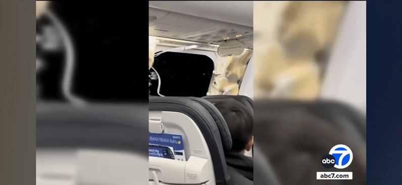 운항 중 동체 뜯긴 보잉 여객기. ABC7 뉴스