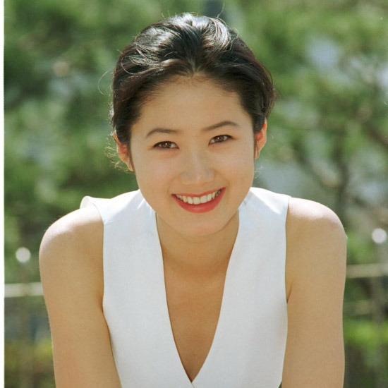 톱여배우와 결혼식 이틀 전 파혼하더니..  다른 여배우와 비밀 결혼해버린 회장님