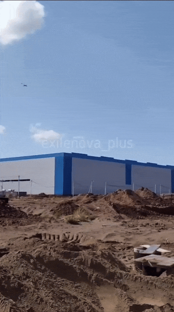 9일(현지시간) 우크라이나 보안국(SBU)은 “오늘 아침 특수작전센터 A의 장거리 드론이 즉시 투입 가능한 샤헤드 드론 및 관련 외국 부품(중국 부품 추정)이 보관된 물류 허브를 공격했다”라고 발표했다. 2025.8.9 텔레그램