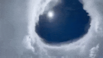 16일 미국 국립해양대기청(NOAA) 소속 제53기상정찰대대(허리케인 헌터스)가 촬영한 허리케인 에린의 눈 내부. 사진=허리케인 헌터스 엑스 캡처