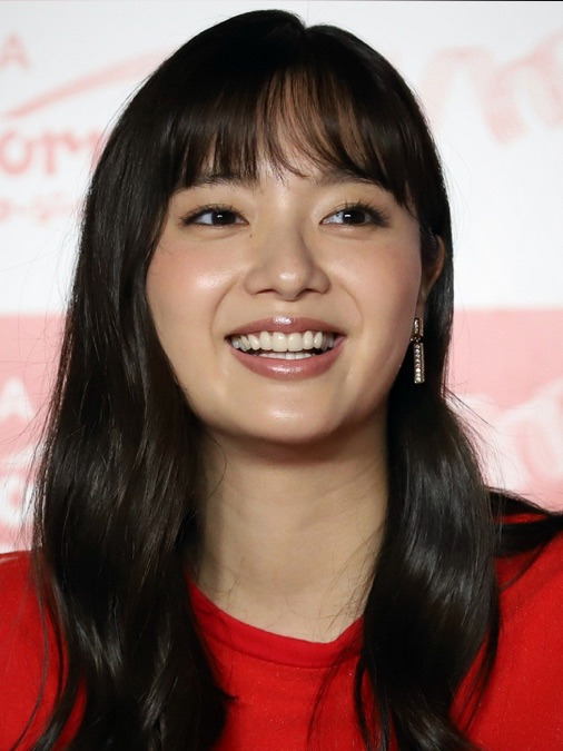 9살 연상 버스기사에게 반해서 먼저 고백하고 결혼한 톱여배우