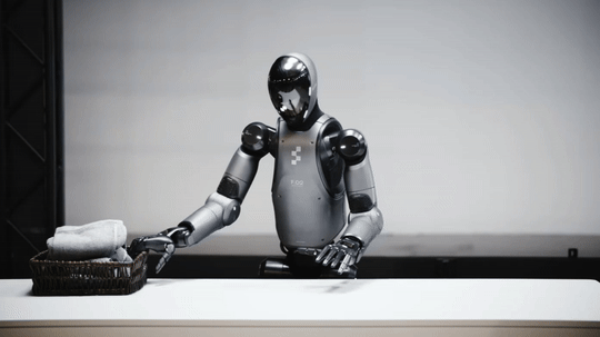 휴머노이드 피규어02가 빨래를 개고 있는 자료 이미지. (사진=피규어AI)