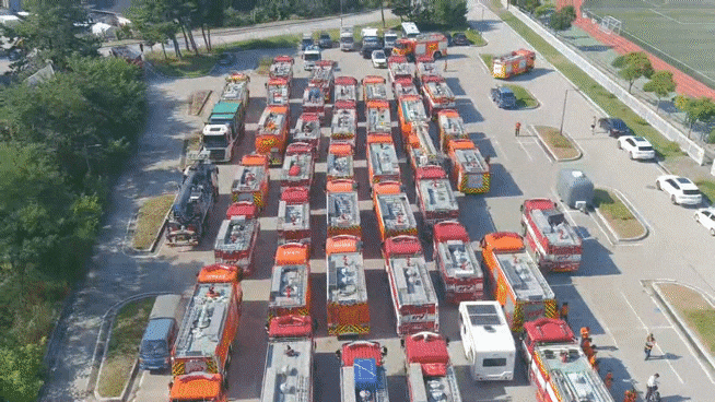 31일 오전 국가소방동원령이 발령된 강릉에 소방치 51대가 집결해 있다. /소방청 제공