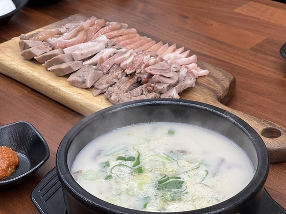청춘옥 순대국