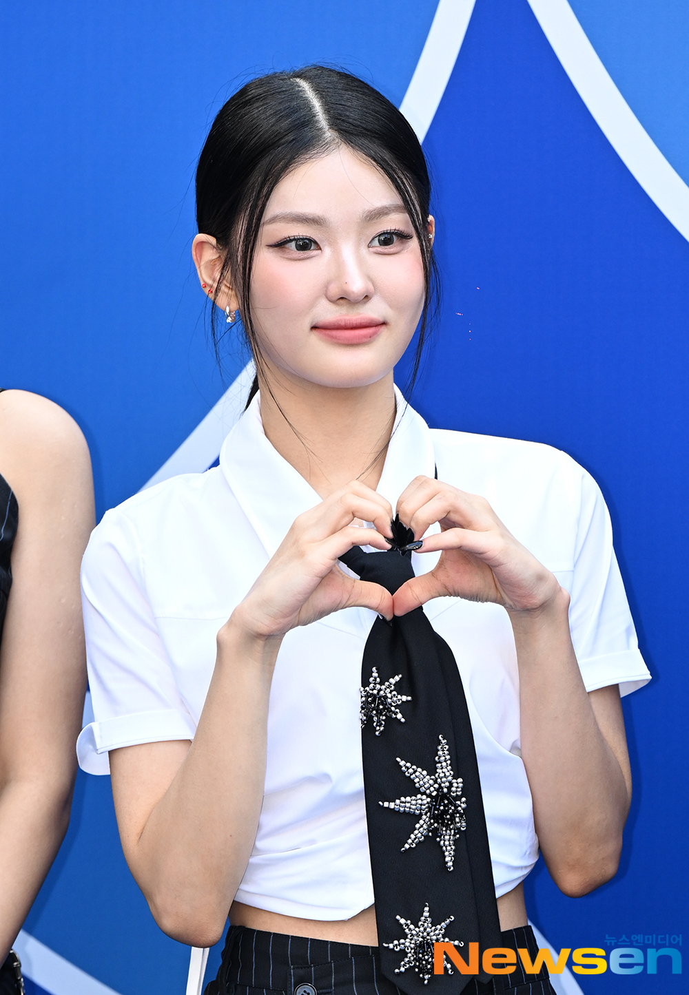 라잇썸 상아, 화사한 하트 [포토엔HD]