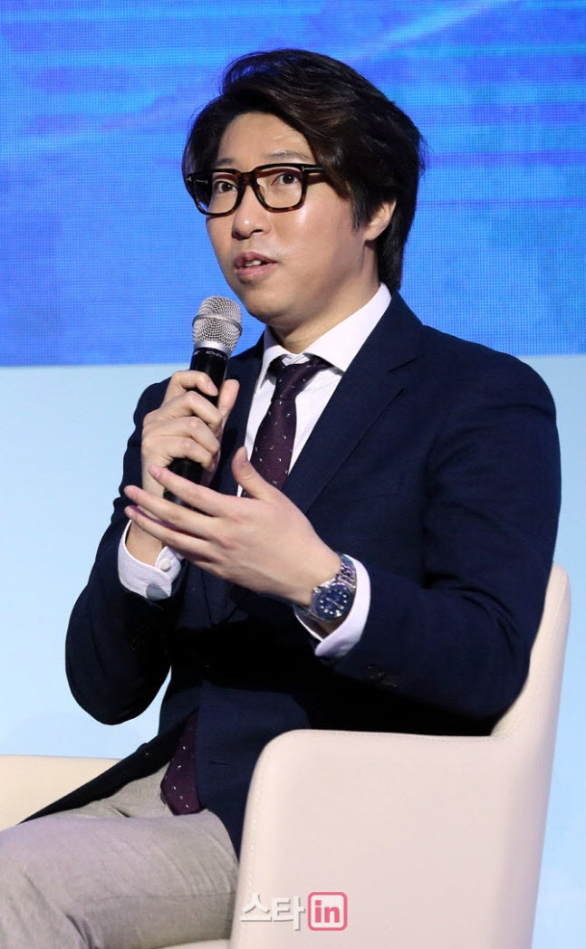 대도서관 패션위크 참석