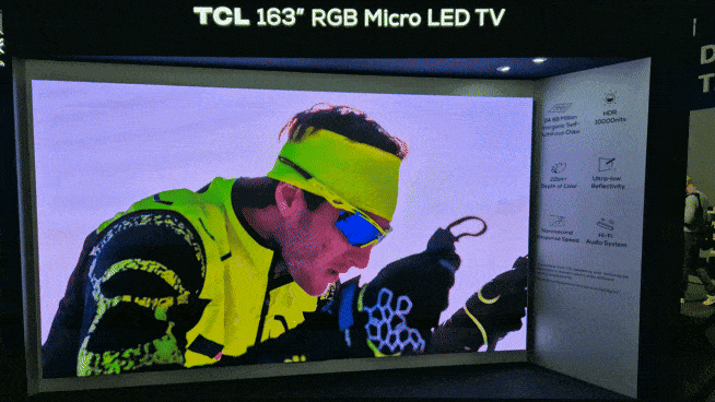 TCL이 독일 베를린에서 열린 IFA 2025에서 선보인 163인치 RGB 마이크로 LED TV.  베를린=김현일 기자.