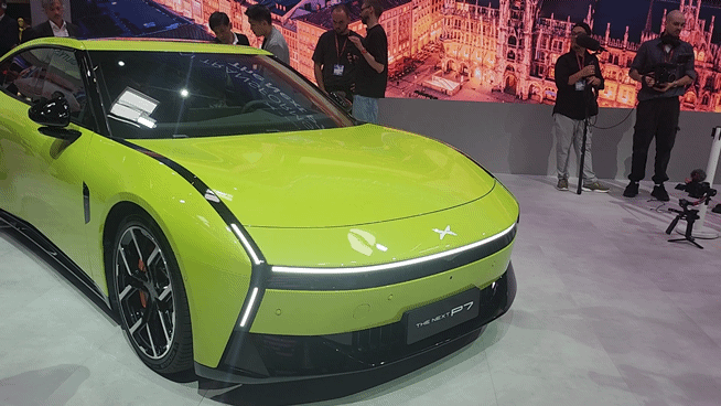 IAA 모빌리티 2025에 전시된 샤오펑의 P7. 뮌헨=박성완 기자