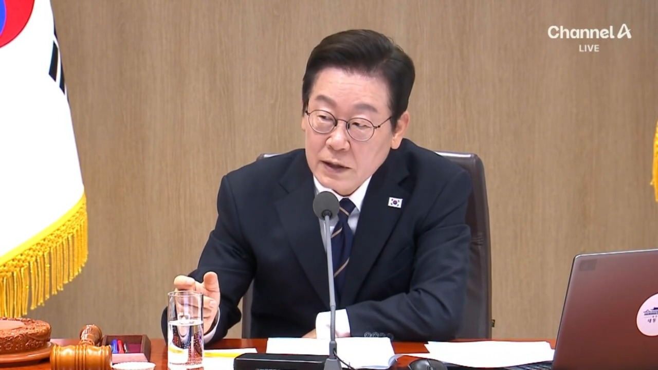 이 대통령 “옛날엔 매점매석 사형” vs 野 “사형경제학이냐”