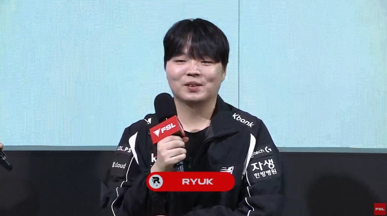 16강 진출한 KT '류크' 