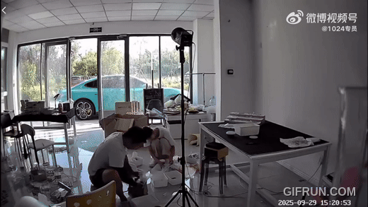 샤오미 Su7이 스스로 움직이는 모습 (영상=카뉴스차이나 유튜브)