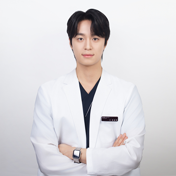 [기고] 보습·차단·시술…환절기 피부 관리의 정석