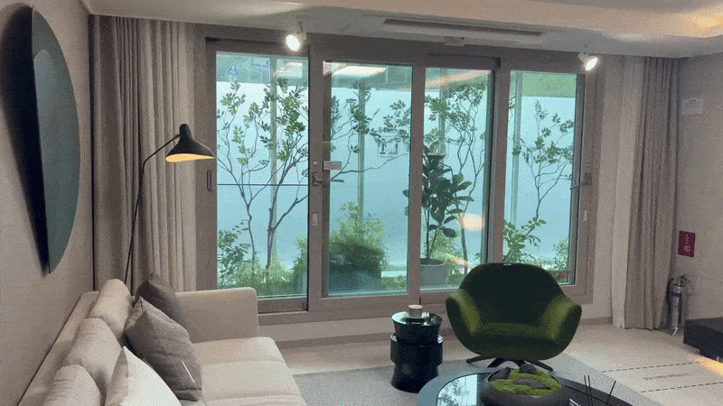 힐스테이트 이수역센트럴 견본주택 84㎡A 타입 유닛 거실의 모습. 정주원 기자