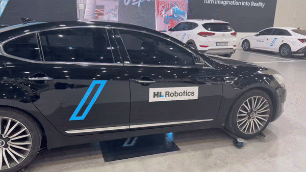 HL로보틱스가 22일 대구 엑스코에서 개막한 'FIX 2025'에서 선보인 완전 자율이동로봇(AMR)인 '파키'./영상=백유진 기자 byj@