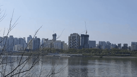 샤오미 15 울트라 동영상 촬영 중 디지털 줌을 통해 확대하고 있다(사진=윤정훈 기자)