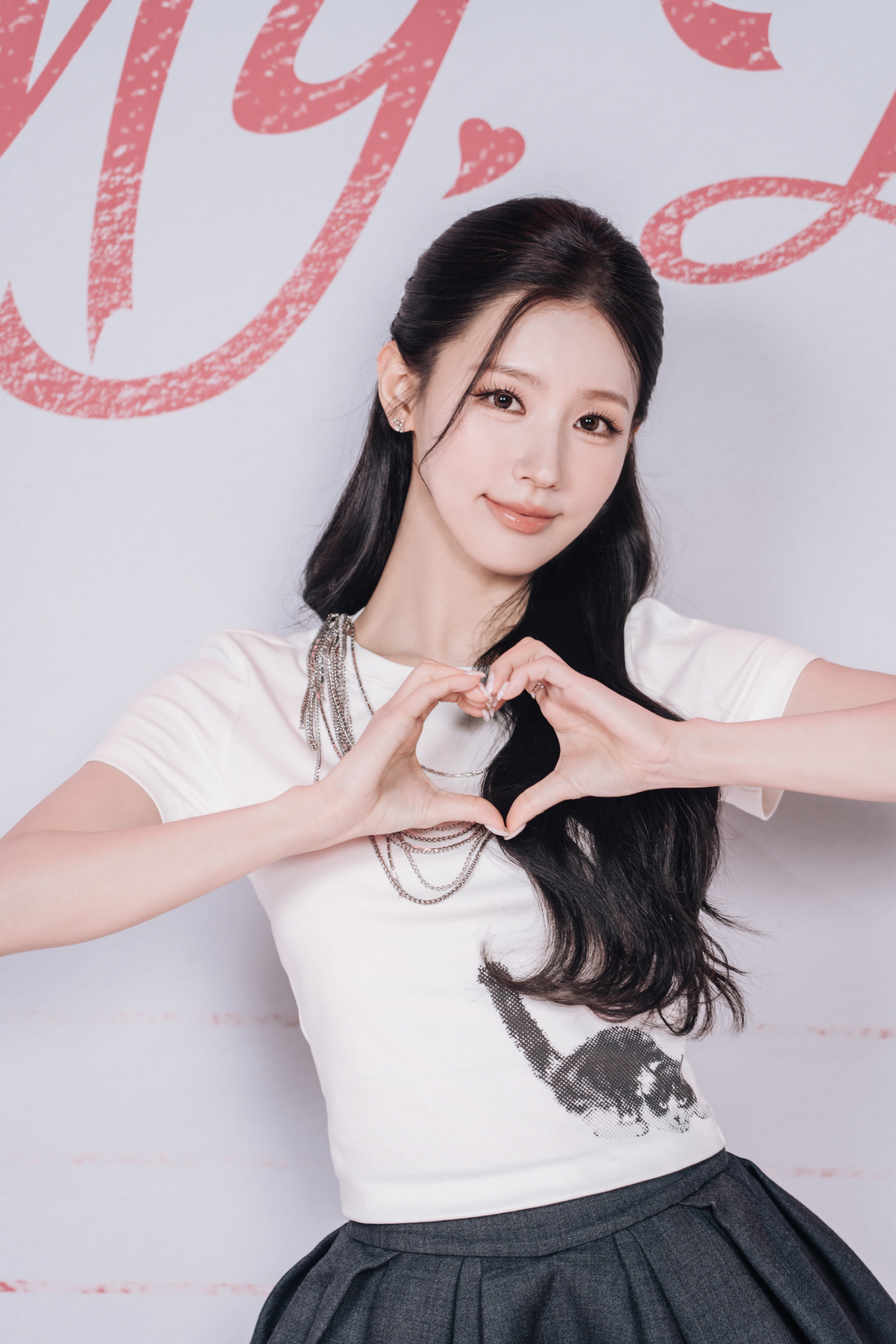 [SC현장]비주얼·가창력 다 가진 'MY, 러버' 미연…3년 6개월만 더 사랑스럽게 솔로 컴백(종합)